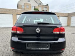 
										Volkswagen Golf full									