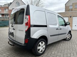 
										Renault Kangoo full									