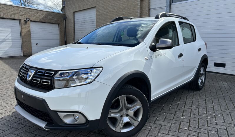 
								Dacia Sandero Stepway full									