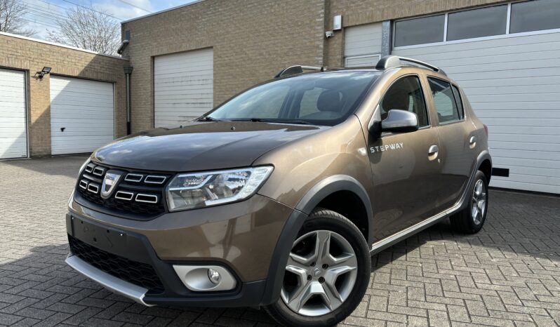 
								Dacia Sandero Stepway full									