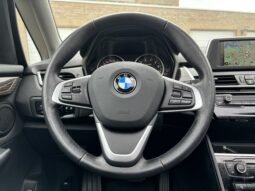 
										BMW 218i Active Tourer full									