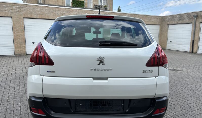 
								Peugeot 3008 full									