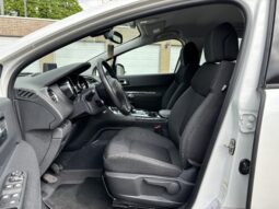 
										Peugeot 3008 full									