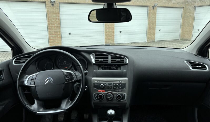 
								Citroen C4 full									